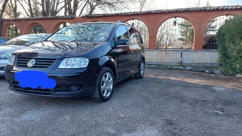 VW Touran, снимка 3 - Автомобили и джипове - 48559053