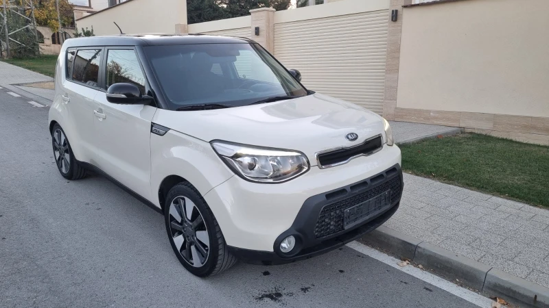 Kia Soul, снимка 1 - Автомобили и джипове - 48645616