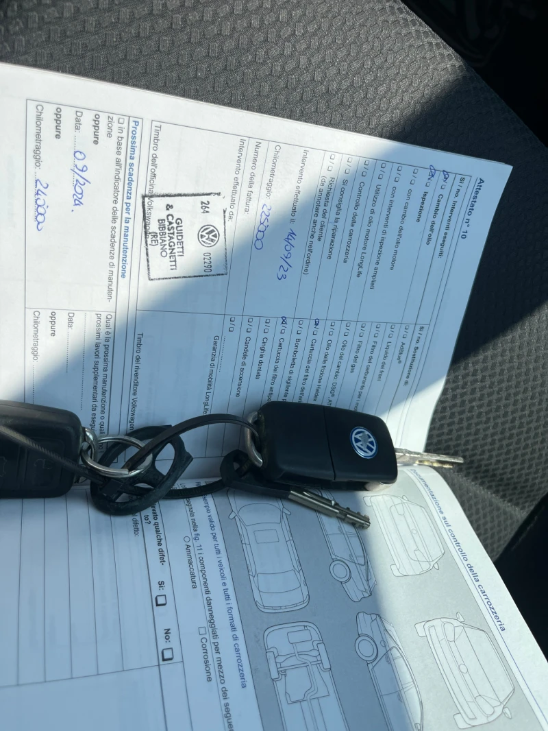 VW Golf 2.0TDI, снимка 17 - Автомобили и джипове - 52088780