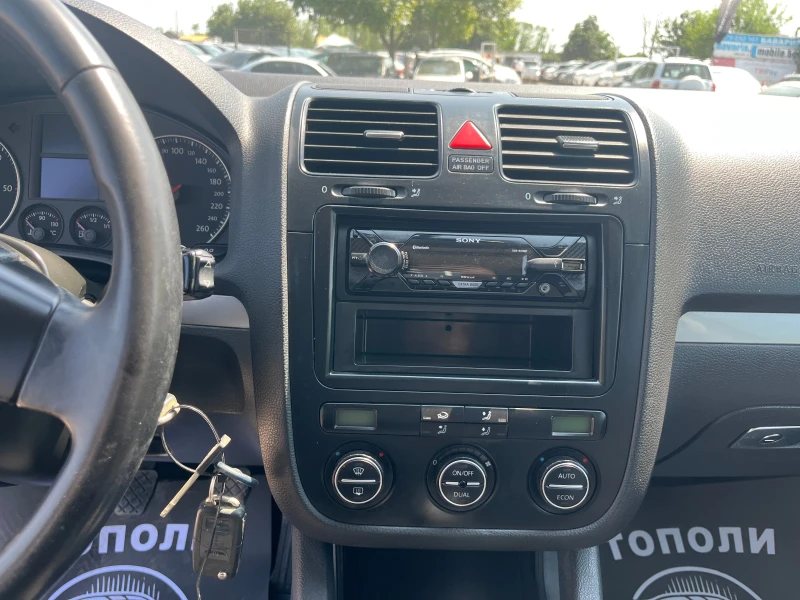 VW Golf 2.0TDI, снимка 14 - Автомобили и джипове - 52088780