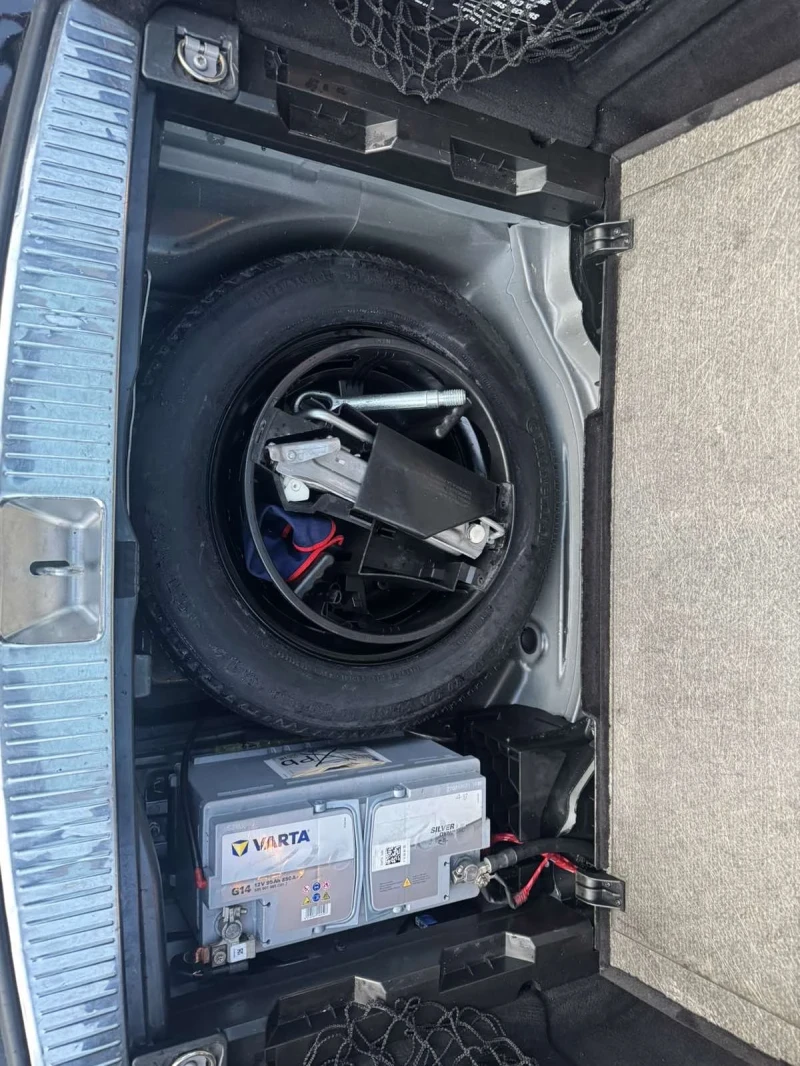 Mercedes-Benz C 220 220-170 к.с.-ръчка 6 скорости, снимка 8 - Автомобили и джипове - 52255910