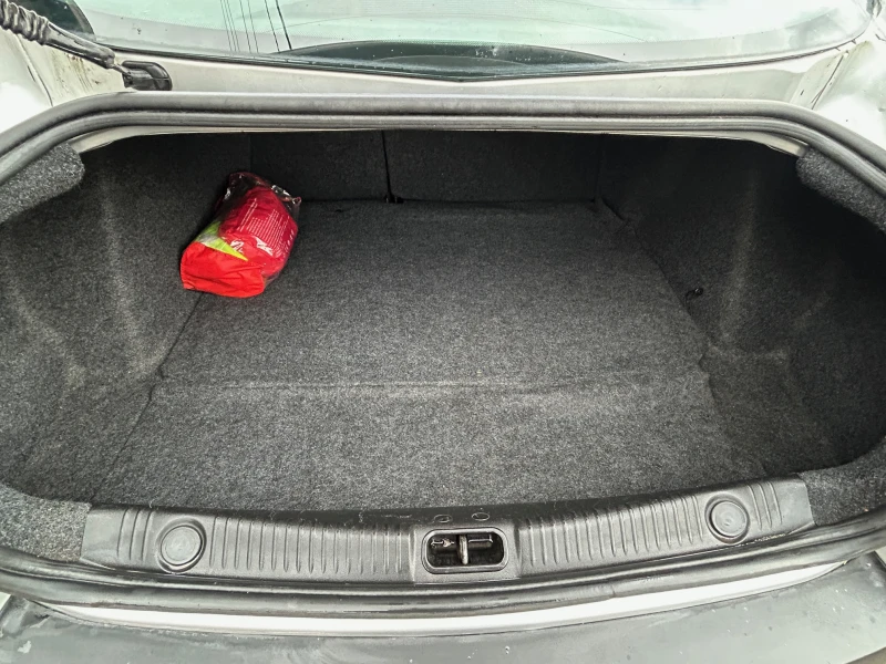 Renault Megane 1.6i-112к.с., снимка 14 - Автомобили и джипове - 52620040