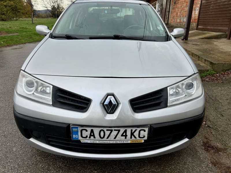 Renault Megane 1.6i-112к.с., снимка 5 - Автомобили и джипове - 52620040