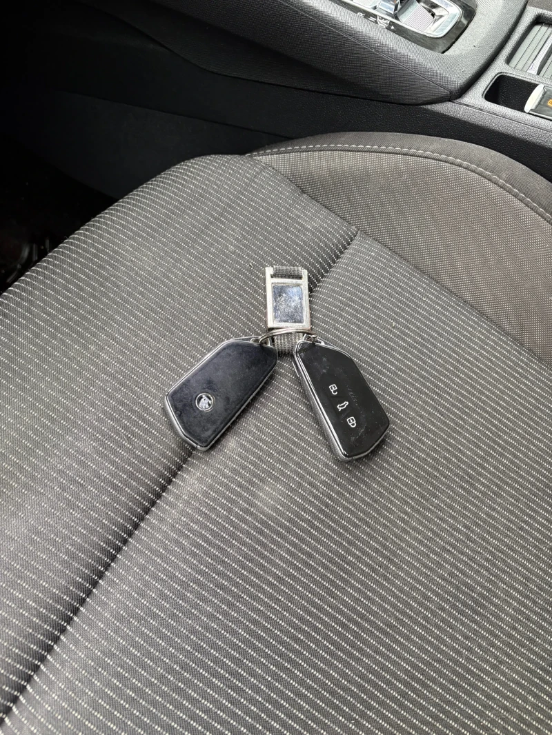 Skoda Octavia TDI 150кс  4x4, снимка 10 - Автомобили и джипове - 53477699