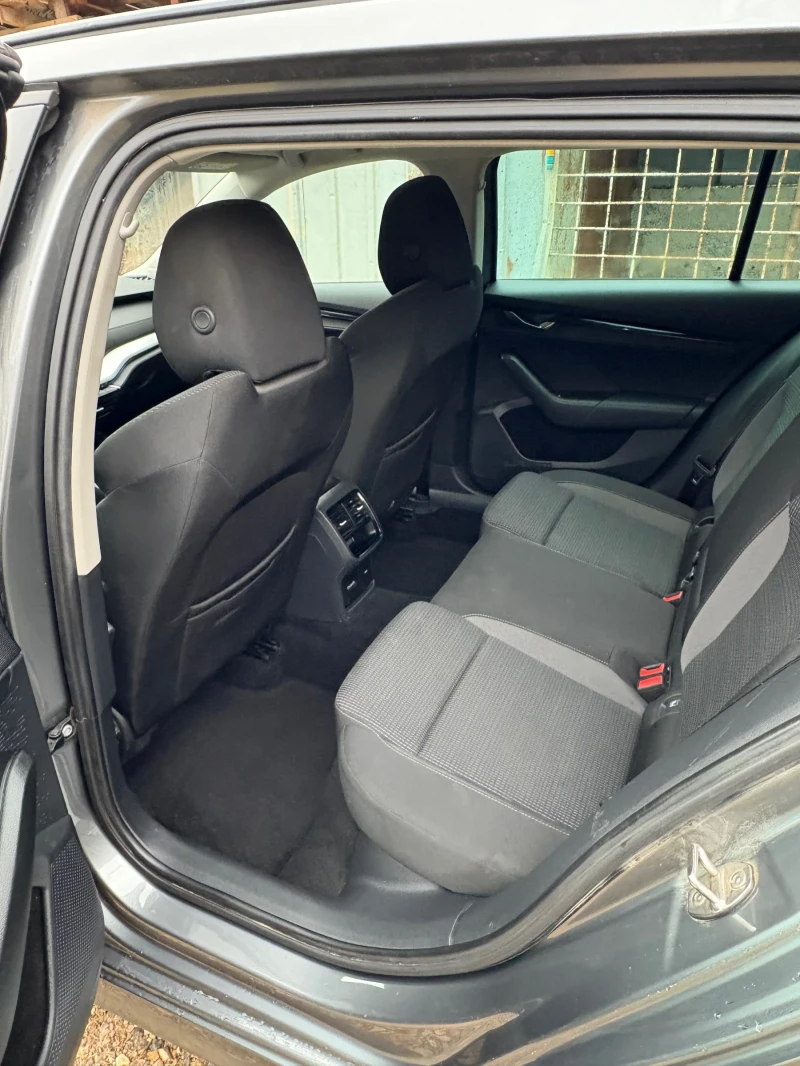 Skoda Octavia TDI 150кс  4x4, снимка 6 - Автомобили и джипове - 53477699