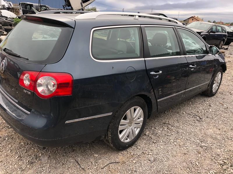 VW Passat 2.0TDI, снимка 2 - Автомобили и джипове - 22902081