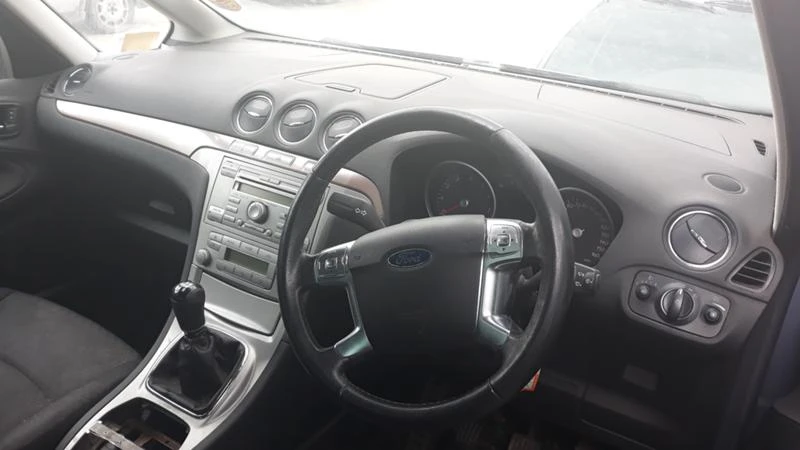 Ford Galaxy 2.0/5ск - изображение 3