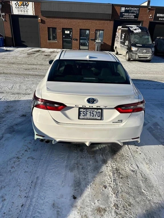 Toyota Camry * Hybrid * CARFAX * БЕЗ ПЪРВОНАЧАЛНА ВНОСКА - изображение 4