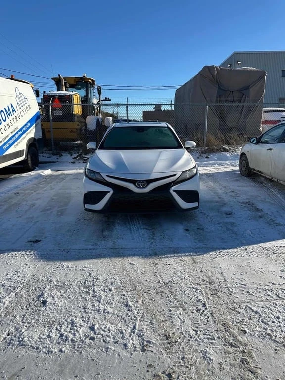 Toyota Camry * Hybrid * CARFAX * БЕЗ ПЪРВОНАЧАЛНА ВНОСКА - изображение 6