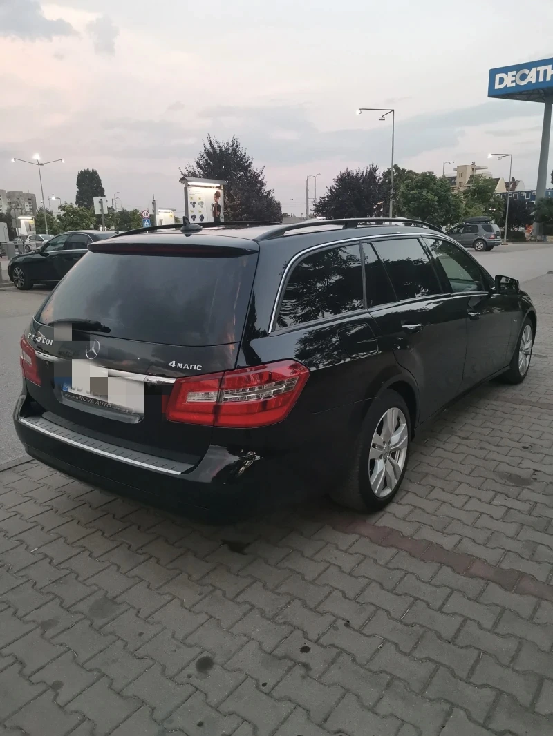 Mercedes-Benz E 250, снимка 4 - Автомобили и джипове - 54085891