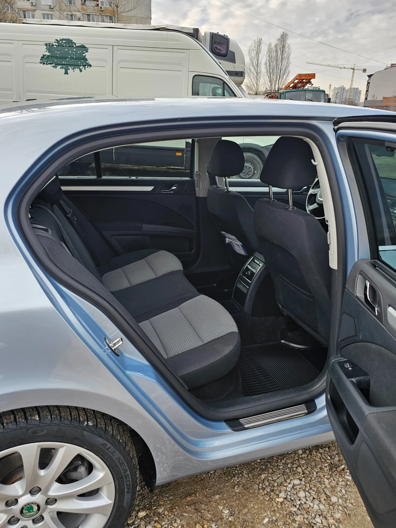 Skoda Superb  - изображение 5