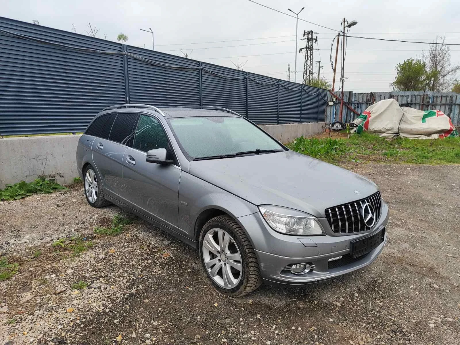 Mercedes-Benz C 230 V6 2.5I AVANGARDE - изображение 3