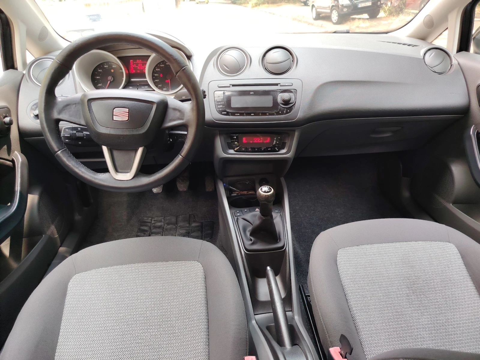 Seat Ibiza 1.2 - изображение 8