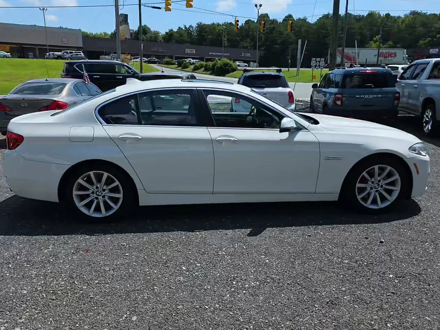 BMW 535 * XDRIVE * CARFAX * ЦЕНА ДО БГ - изображение 4