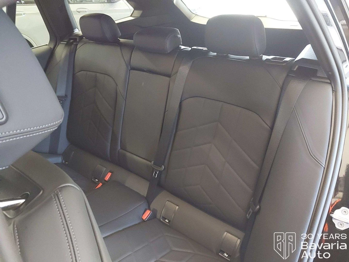 BMW 540 d xDrive Touring M Sport Paket - изображение 8