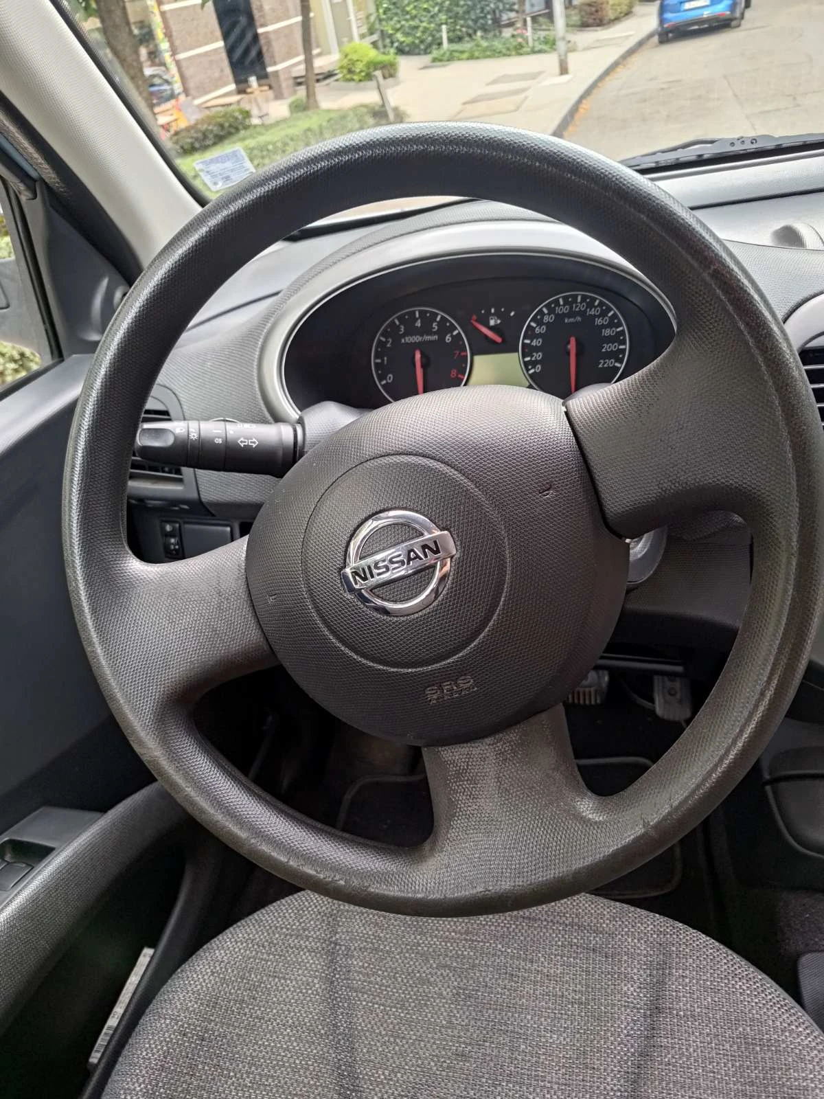 Nissan Micra 1.2 - изображение 8