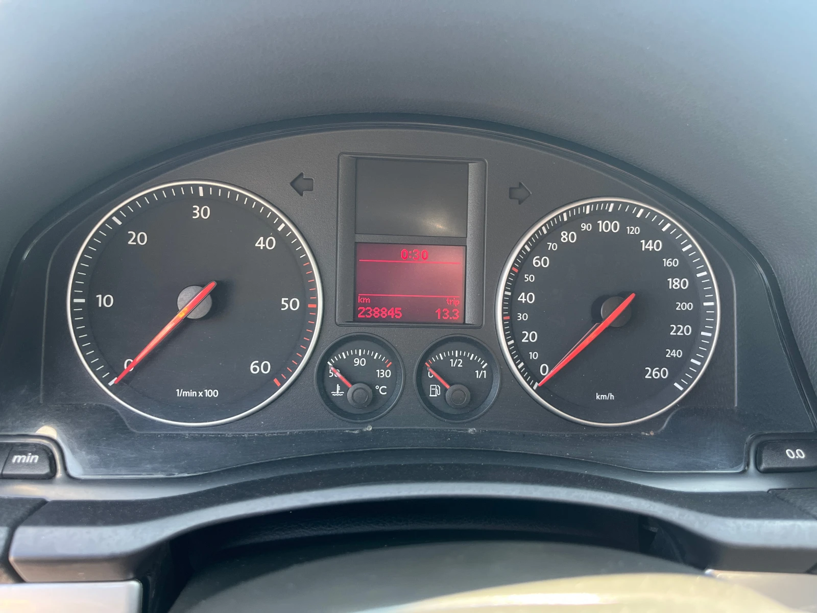VW Golf 2.0TDI - изображение 9