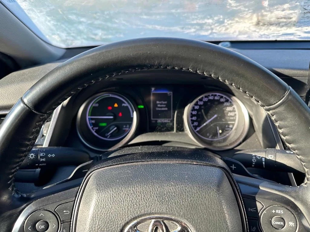 Toyota Camry * Hybrid * CARFAX * БЕЗ ПЪРВОНАЧАЛНА ВНОСКА - изображение 8