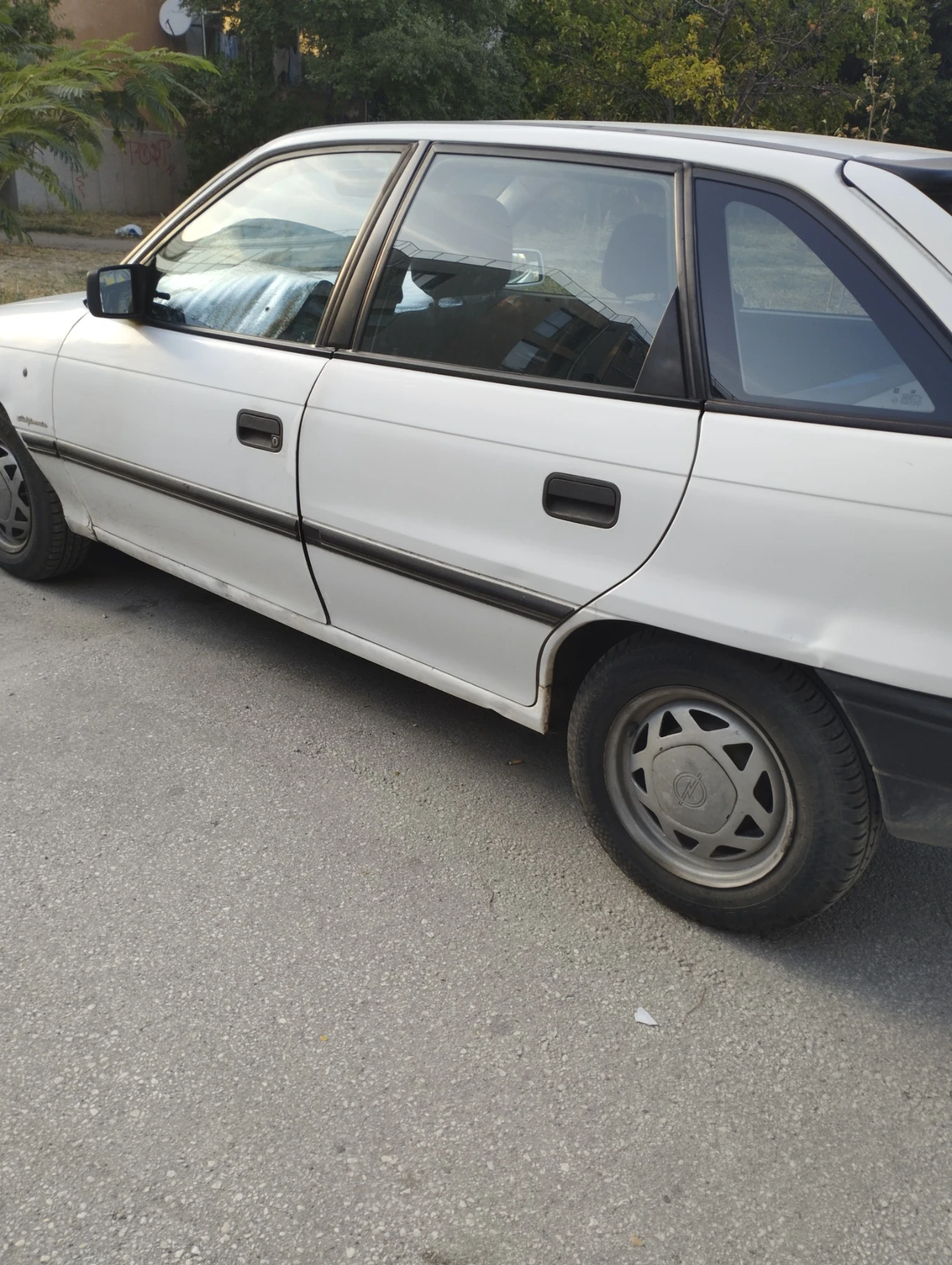 Opel Astra, снимка 2 - Автомобили и джипове - 53862520
