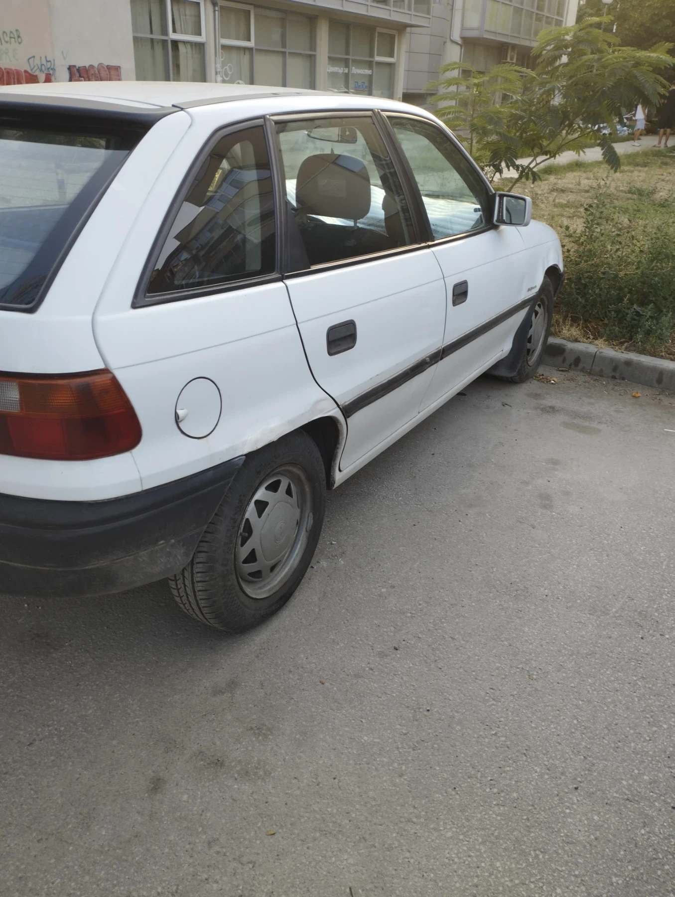 Opel Astra, снимка 4 - Автомобили и джипове - 53862520