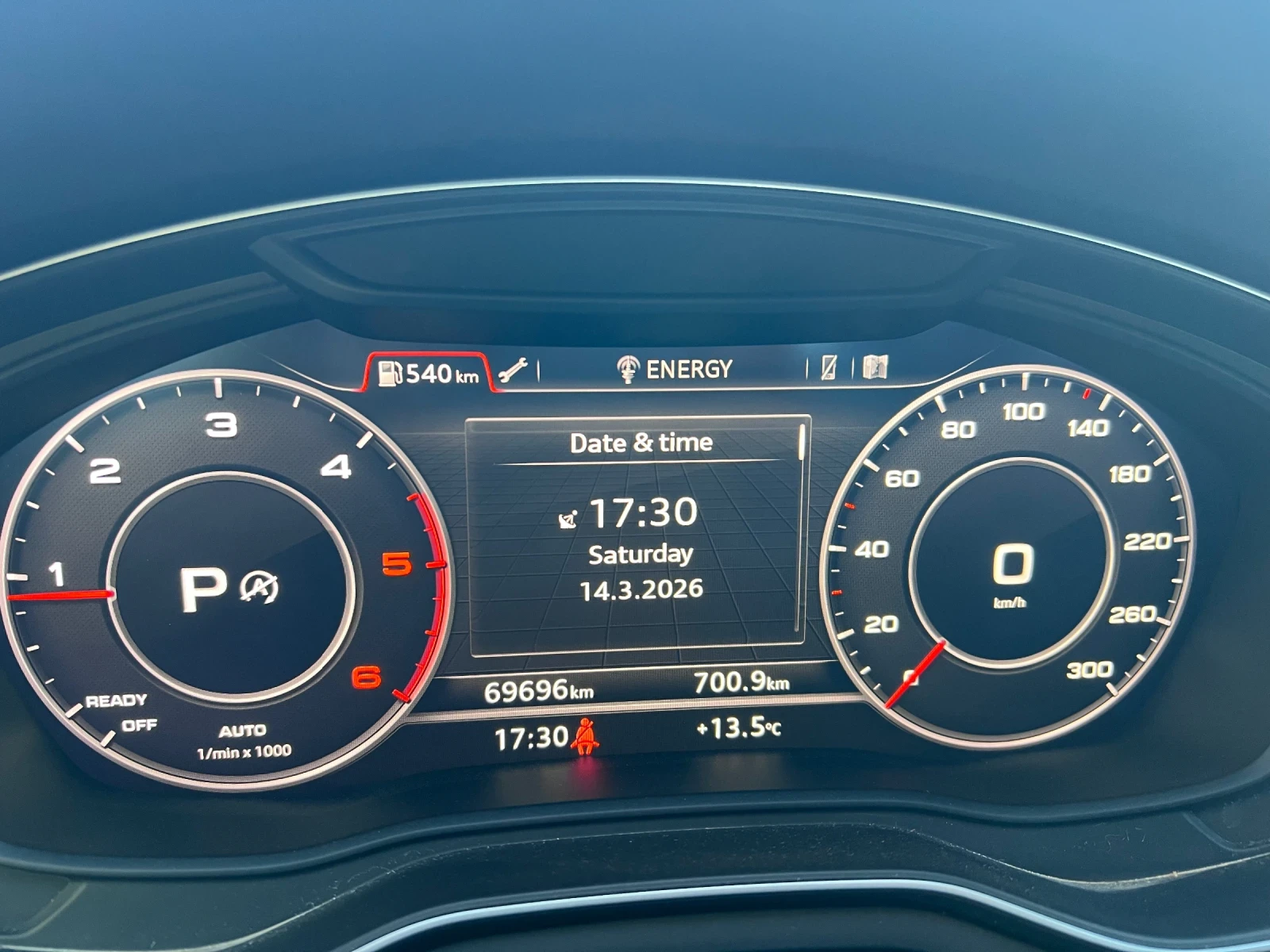 Audi A5 2.0TDI S-line 70000km, снимка 9 - Автомобили и джипове - 53866925