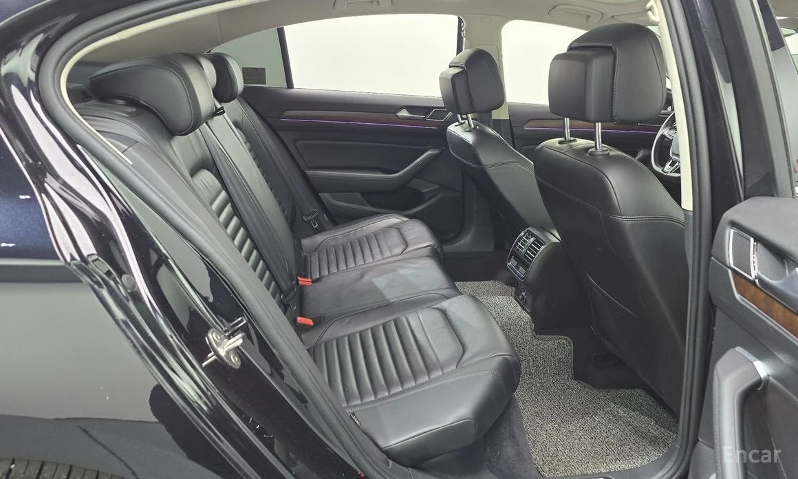 VW Passat, снимка 12 - Автомобили и джипове - 53885252