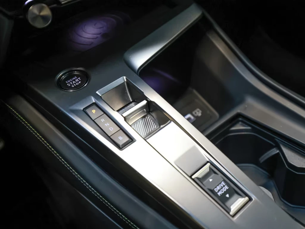 Peugeot 408 GT 1.6/224HP/ACC/PANO/MATRIX/360/169h, снимка 11 - Автомобили и джипове - 53928498