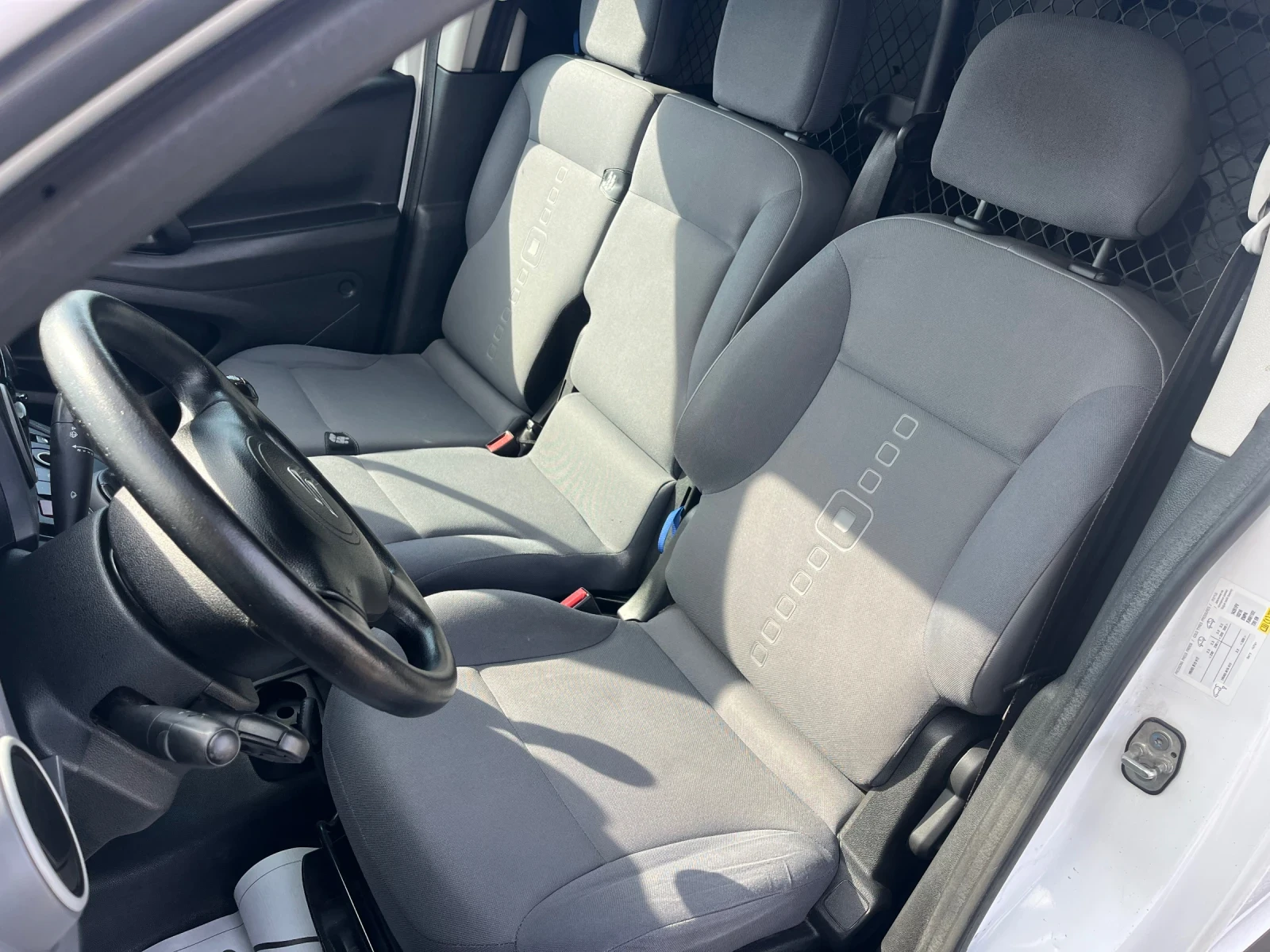 Citroen Berlingo 1.6hdi 110 Top, снимка 8 - Автомобили и джипове - 53939826