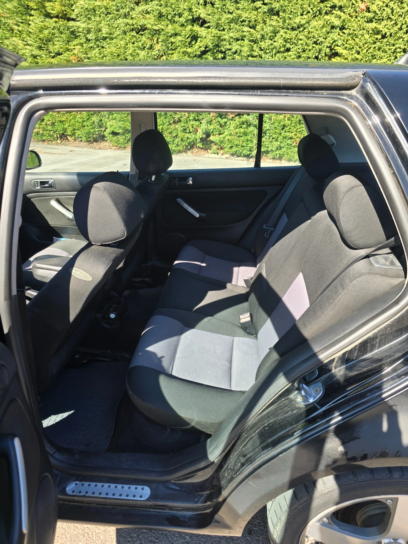 VW Golf 1.9TDI 131 4MOTION, снимка 5 - Автомобили и джипове - 54415865