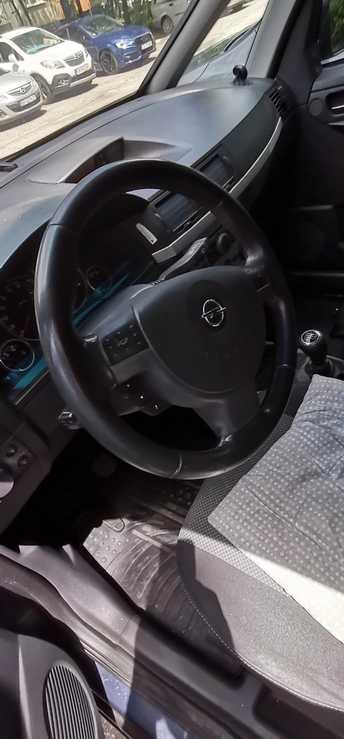 Opel Meriva, снимка 4 - Автомобили и джипове - 54759963