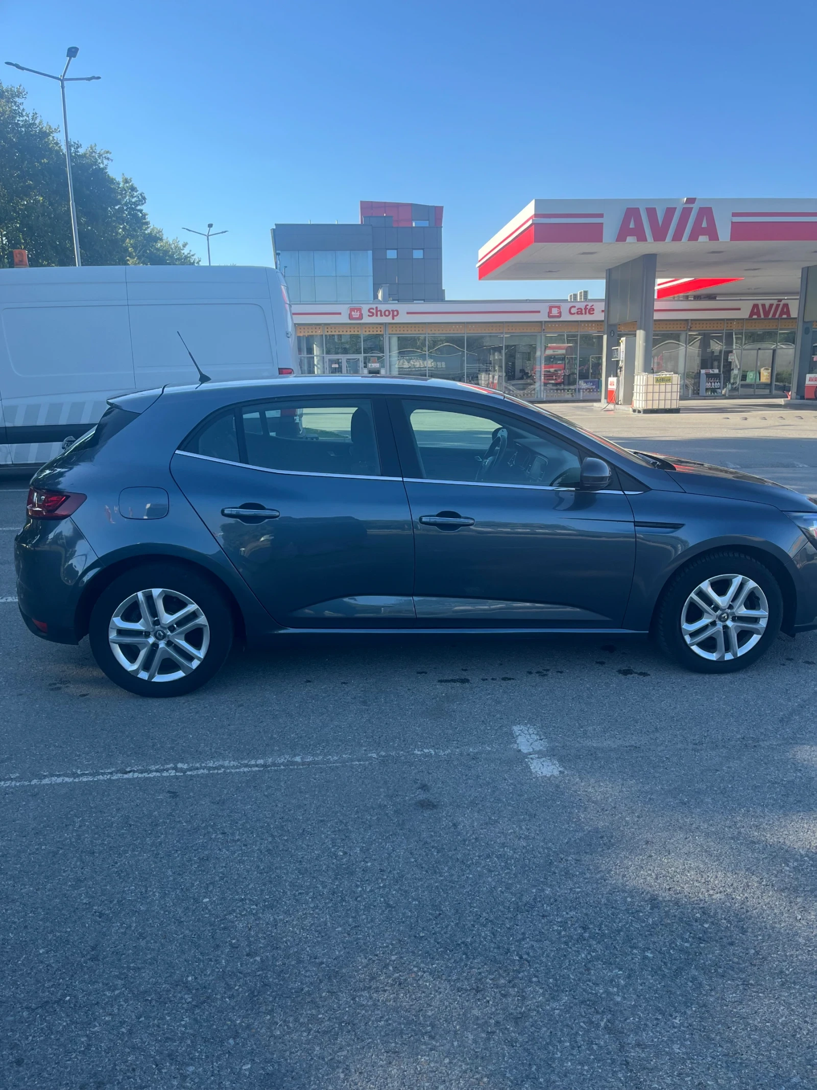 Renault Megane 1.5DCI, снимка 14 - Автомобили и джипове - 54902132