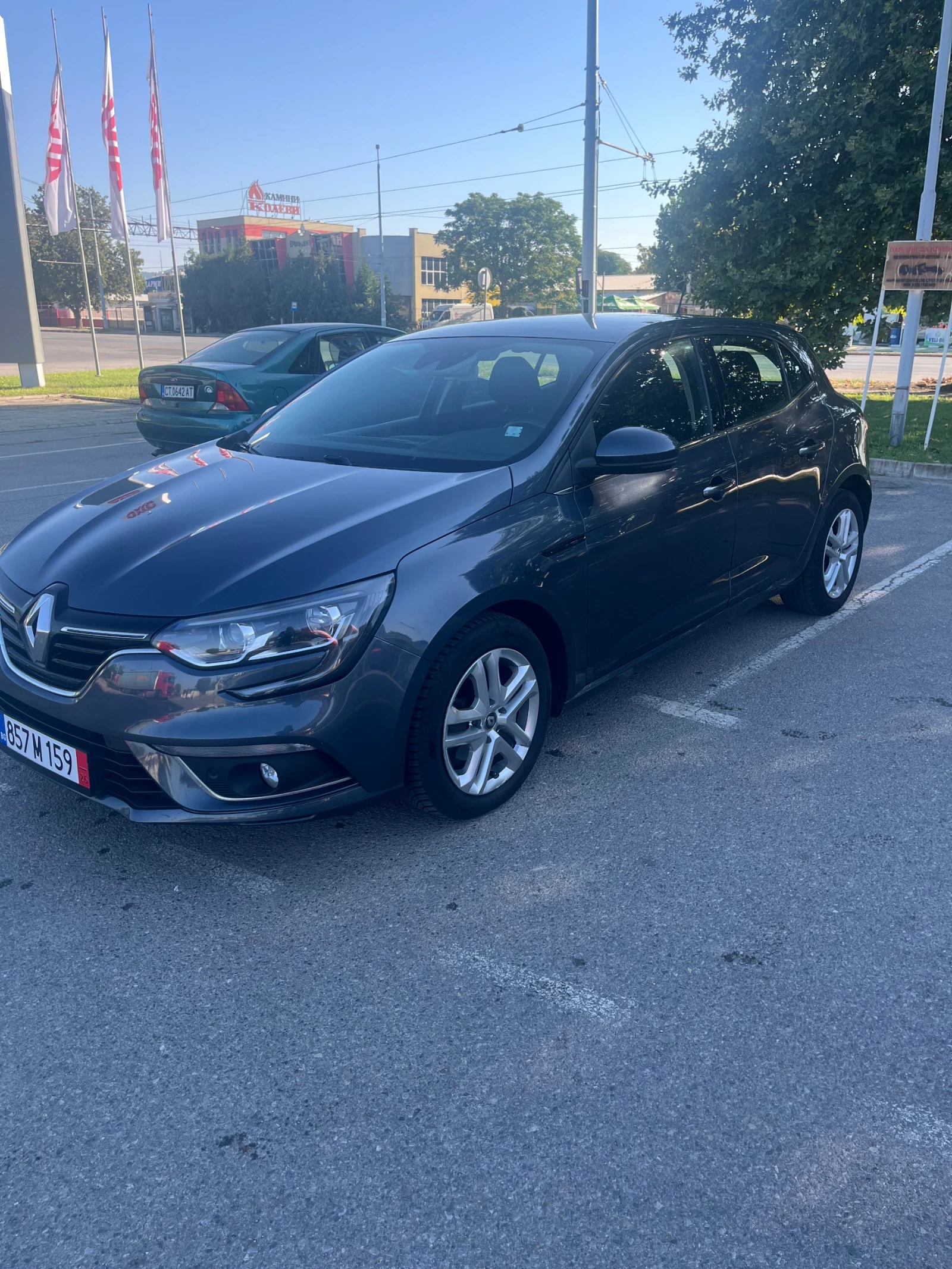 Renault Megane 1.5DCI, снимка 2 - Автомобили и джипове - 54902132