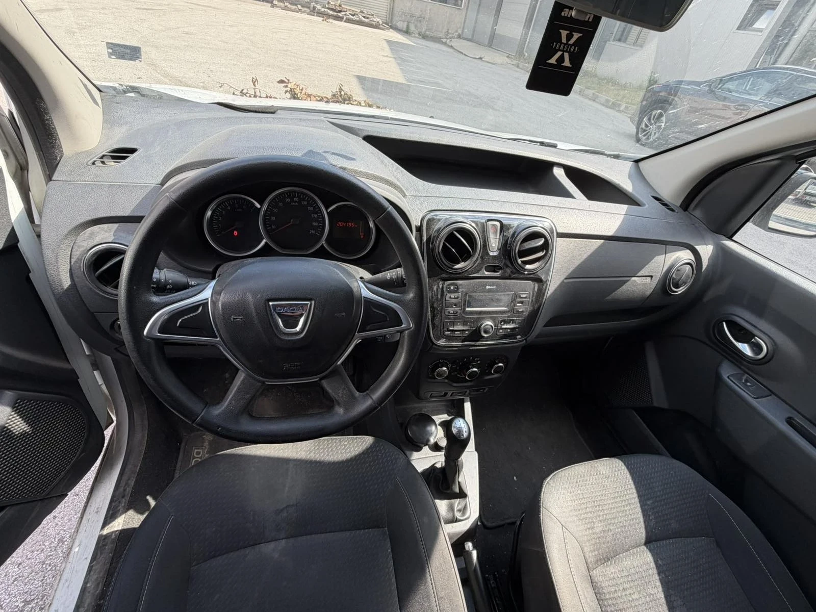 Dacia Dokker Товарен, с право на данъчен кредит, 4 места , снимка 5 - Автомобили и джипове - 54971802