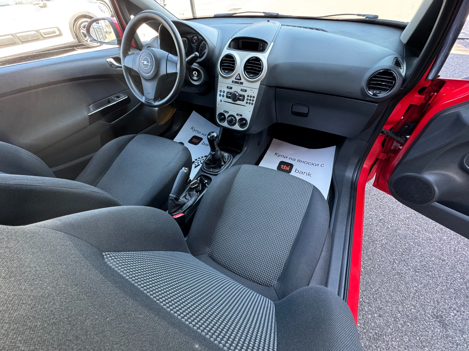 Opel Corsa 1.4I НОВ ВНОС , снимка 8 - Автомобили и джипове - 54976991