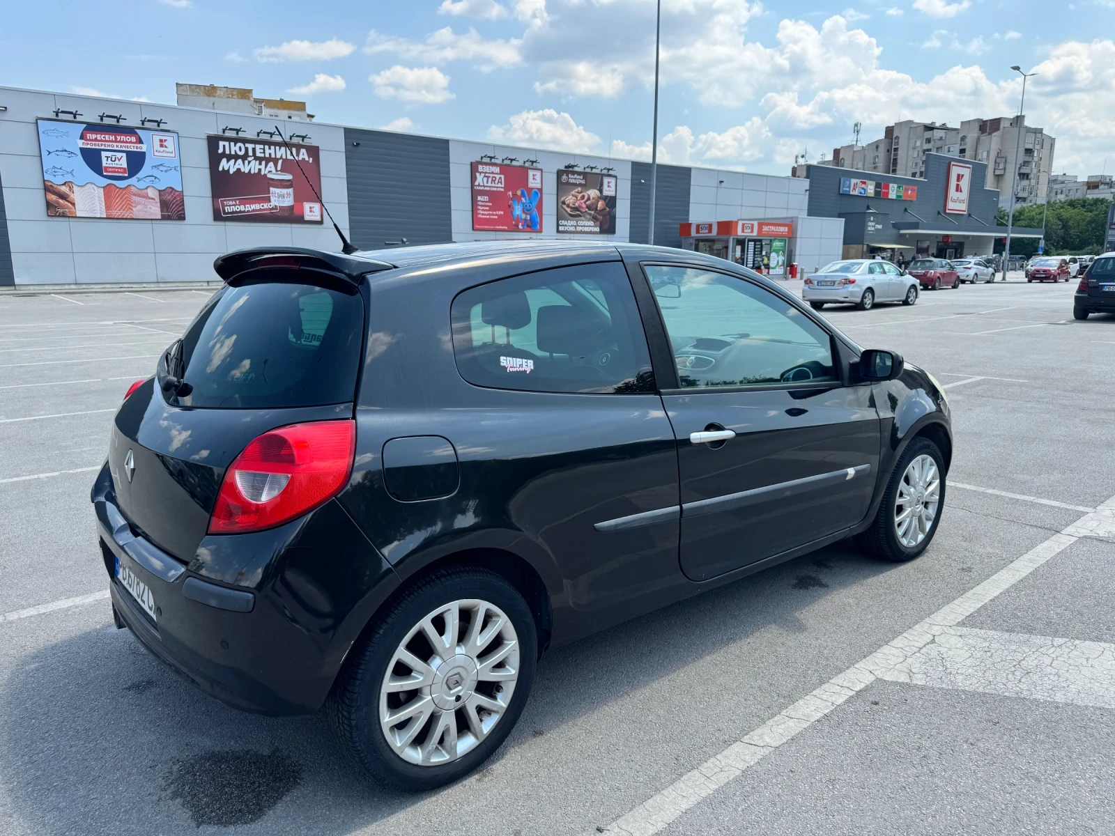 Renault Clio, снимка 3 - Автомобили и джипове - 54999826
