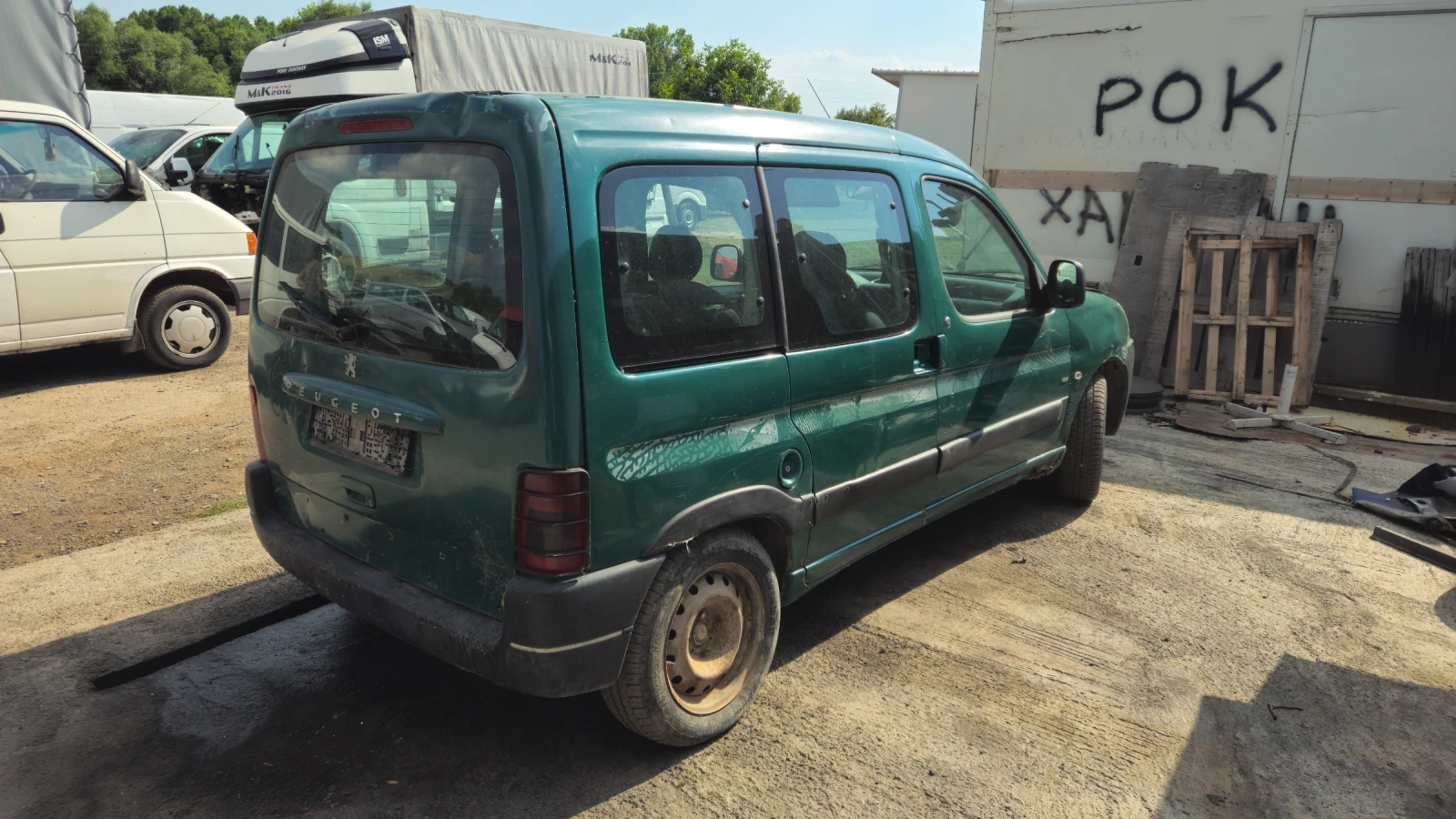 Peugeot Partner 2.0hdi/на части , снимка 4 - Автомобили и джипове - 55567071