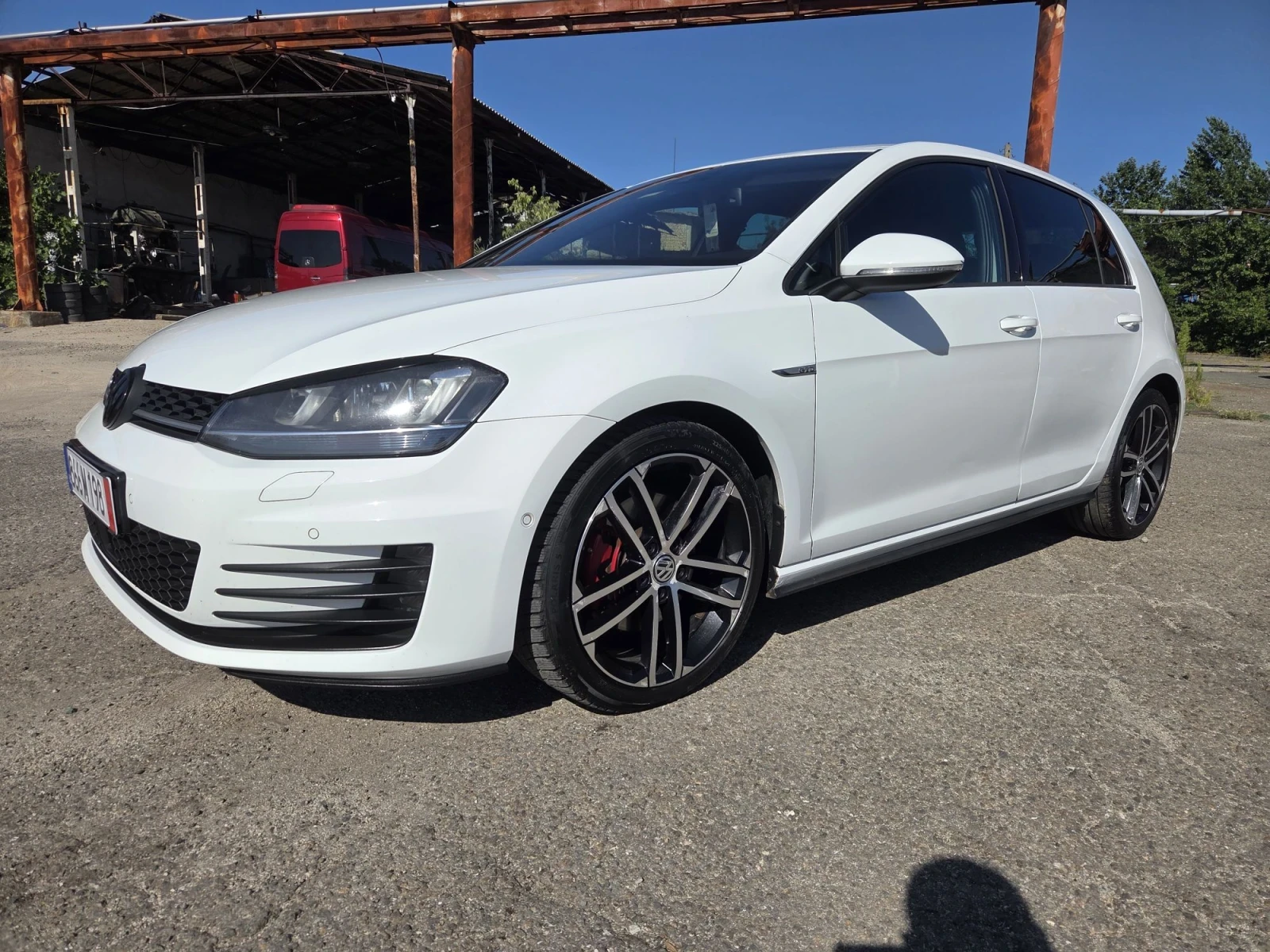 VW Golf 2.0GTD 184ps navi camera
