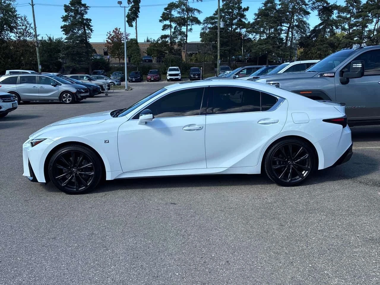 Lexus IS 300 F Sport / Обдухване / Carfax / Автокредит, снимка 2 - Автомобили и джипове - 56198750