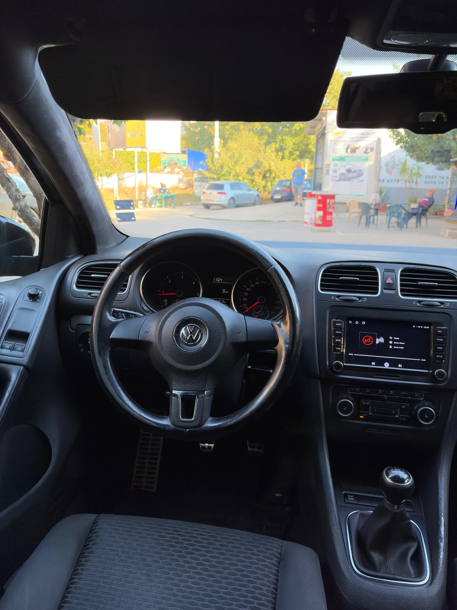 VW Golf, снимка 14 - Автомобили и джипове - 56415074