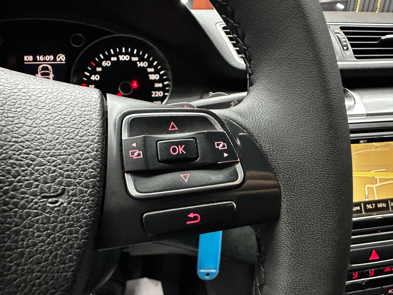 VW Passat 2.0d 140 �.�.  | Mobile.bg � ����������� 15