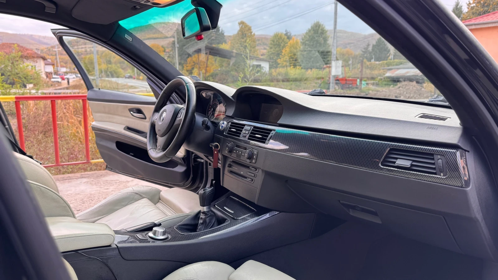 BMW 320 163 к. с. | Фабричен М-пакет | Shad, снимка 7 - Автомобили и джипове - 56719051