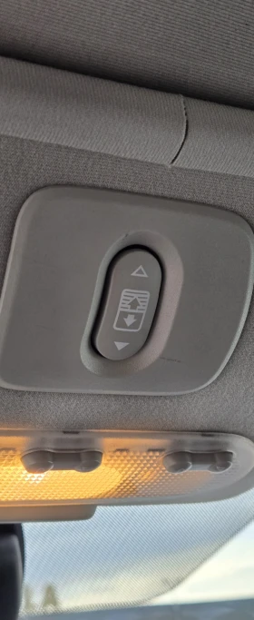 Nissan Qashqai  1.6DCI /130к.с 4Х4/НАВИГАЦИЯ/КАМЕРА-360/ПАН0РАМА/, снимка 13