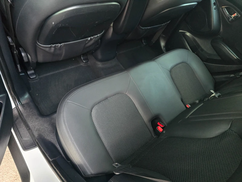 Hyundai IX35 2.0* 4x4* кожа* , снимка 11 - Автомобили и джипове - 51121635