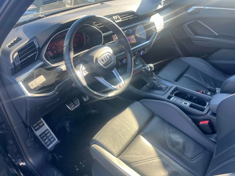 Audi Q3 * Progressiv * CARFAX * БЕЗ ПЪРВОНАЧАЛНА ВНОСКА, снимка 5 - Автомобили и джипове - 53073254