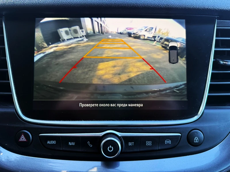 Opel Grandland X Innovati 1.2 130 AT8 Гаранция 2 години, снимка 15 - Автомобили и джипове - 53340539