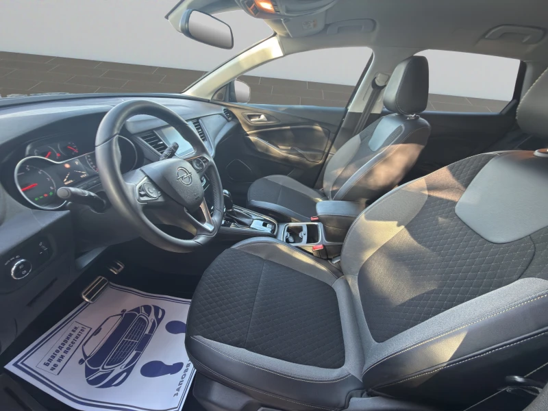 Opel Grandland X Innovati 1.2 130 AT8 Гаранция 2 години, снимка 10 - Автомобили и джипове - 53340539