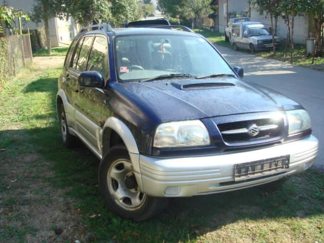 Suzuki Grand vitara 2.0TDi, снимка 3 - Автомобили и джипове - 46834528