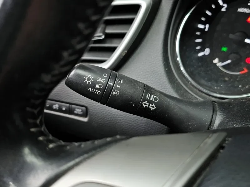 Nissan Qashqai 2Nd Generation 1.6 Sl, снимка 17 - Автомобили и джипове - 55011416