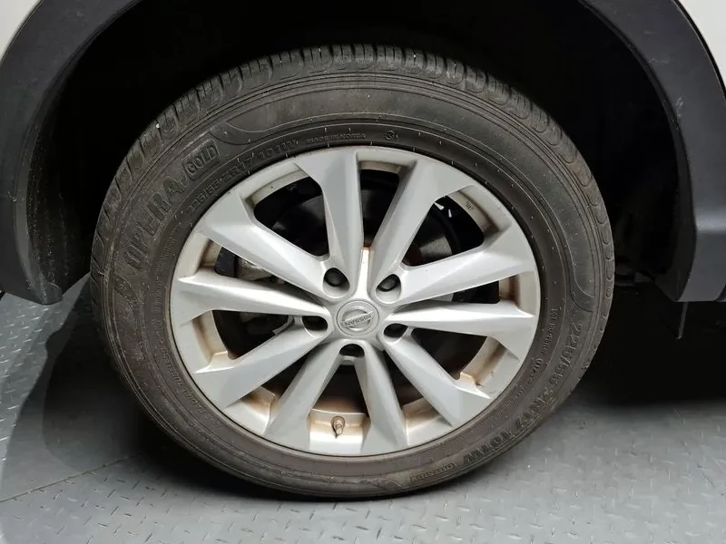Nissan Qashqai 2Nd Generation 1.6 Sl, снимка 5 - Автомобили и джипове - 55011416