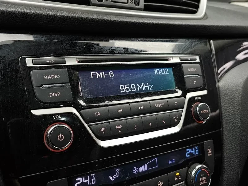 Nissan Qashqai 2Nd Generation 1.6 Sl, снимка 13 - Автомобили и джипове - 55011416